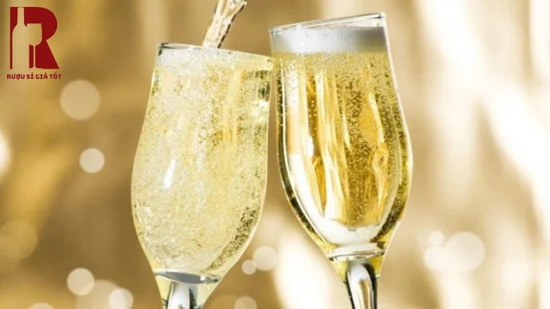Phân biệt rượu vang giả và thật bằng các loại vang