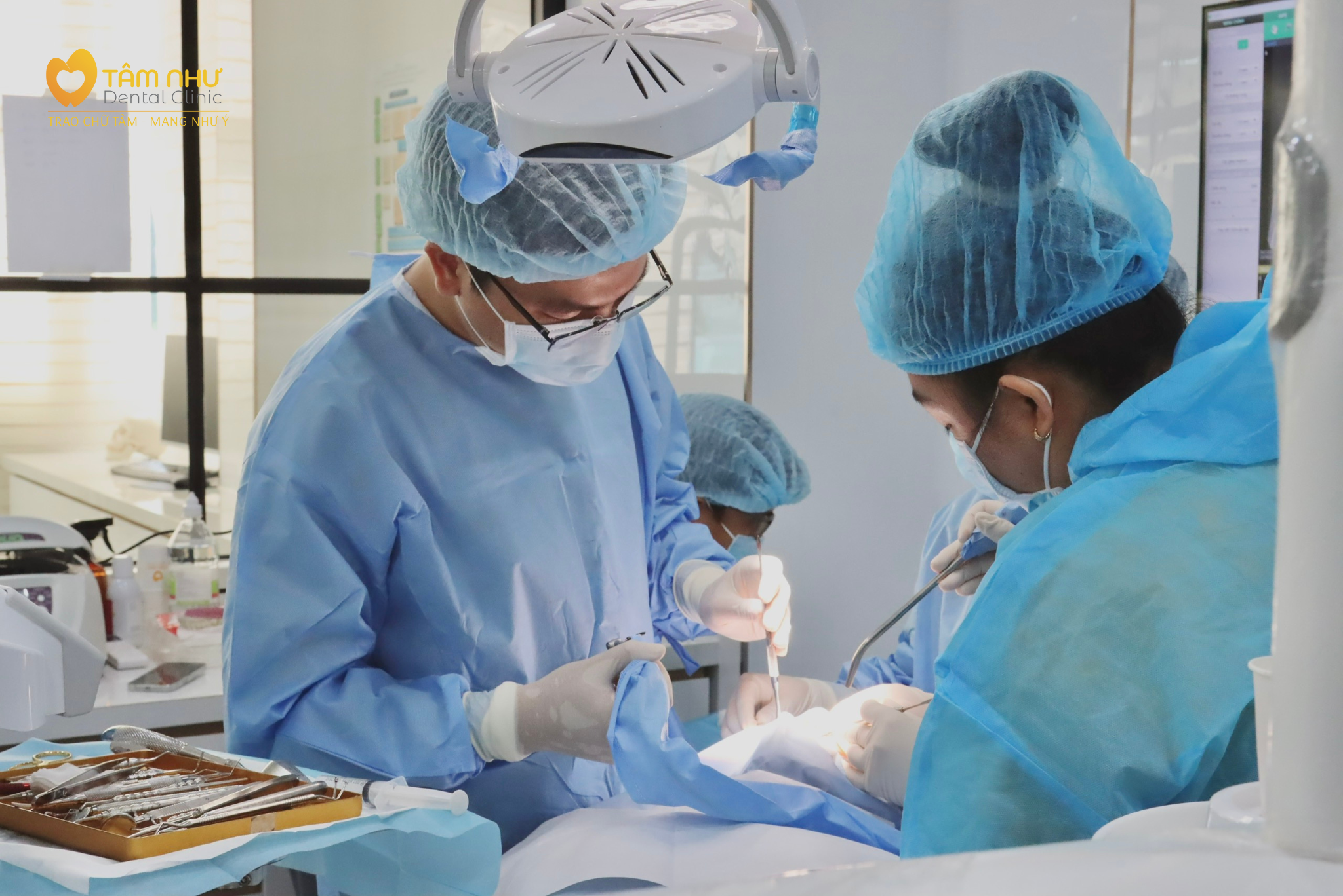 trồng răng Implant tại Nha khoa Tâm Như