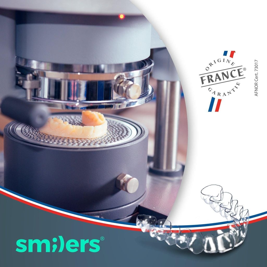 Khay niềng răng trong suốt Smiler