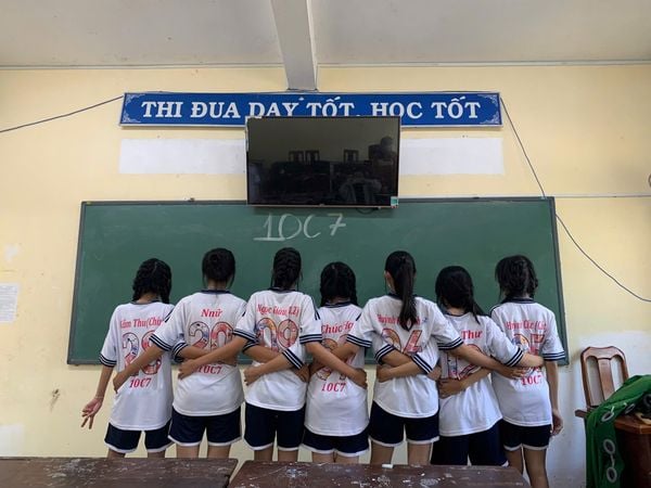 Mẫu áo team độc đáo cho nhóm