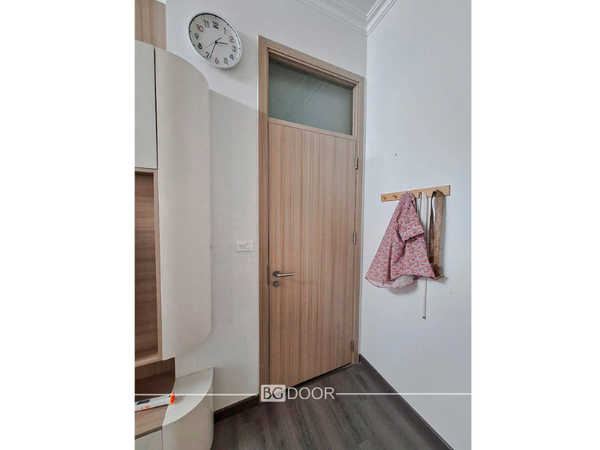 lắp đặt cửa gỗ công nghiệp