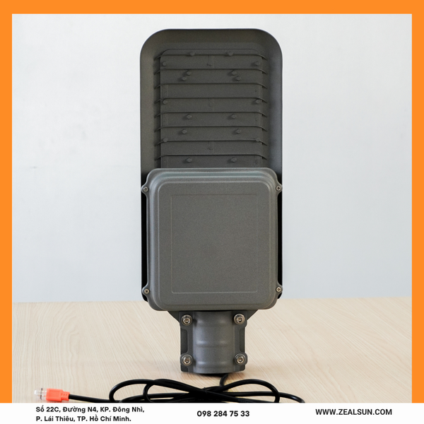 Vỏ Đèn Và Khung Bảo Vệ