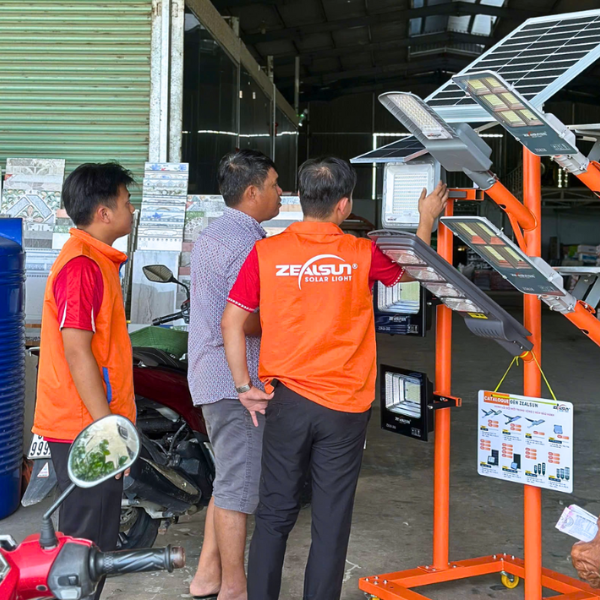 Hành trình chinh phục đại lý đèn nlmt zealsun