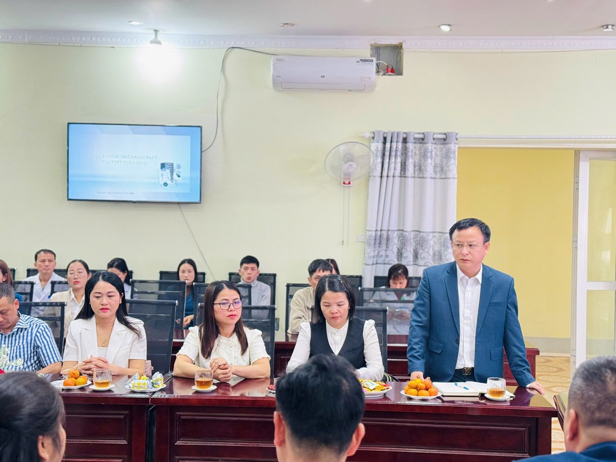 Tham quan hệ thống đăng ký khám và quy trình vận hành bệnh án điện tử E-EMR tại Trung tâm Y tế Tuần Giáo