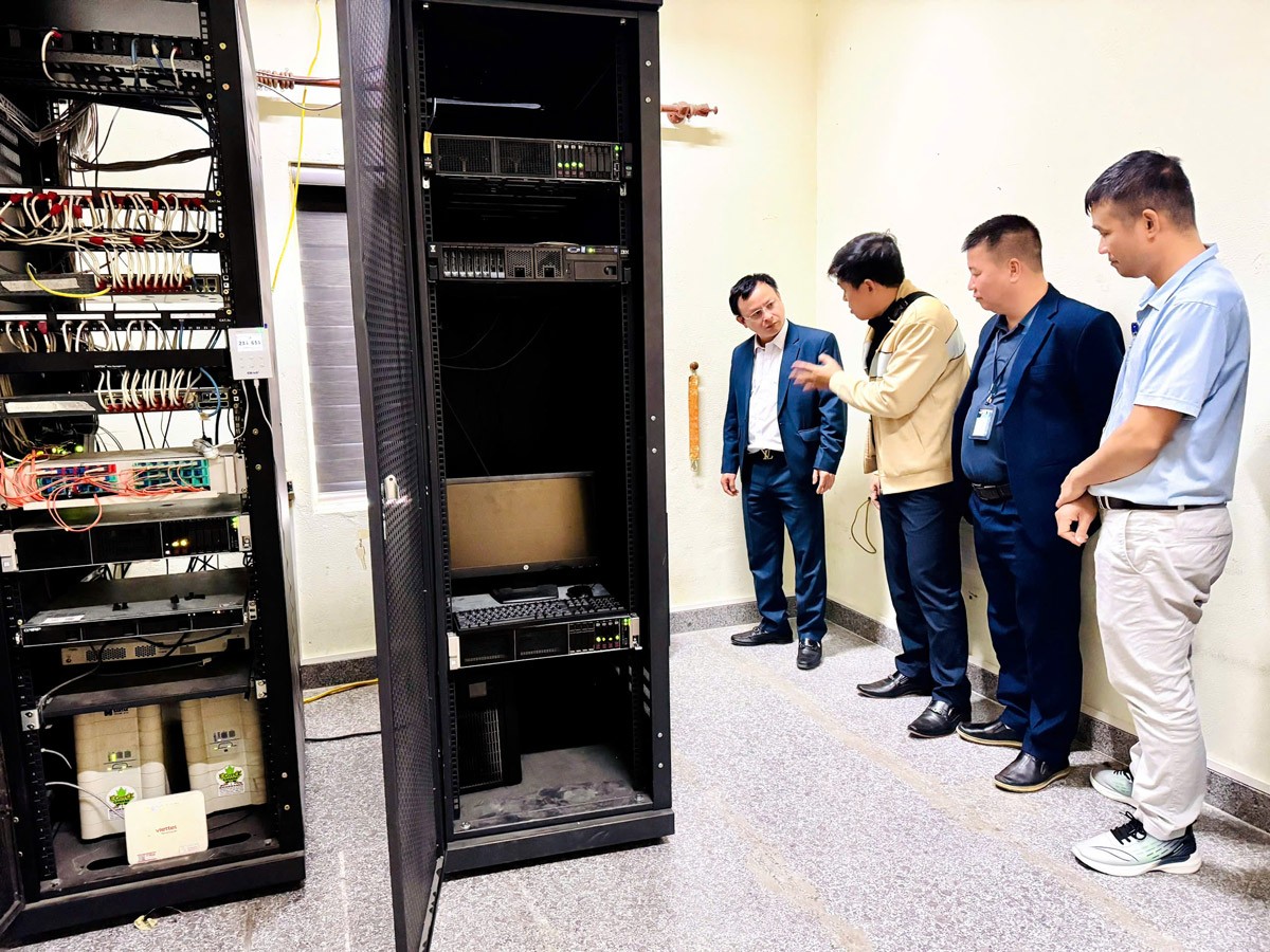 Kiểm tra hệ thống máy chủ và hạ tầng CNTT phục vụ vận hành bệnh án điện tử E-EMR tại Trung tâm Y tế Tuần Giáo