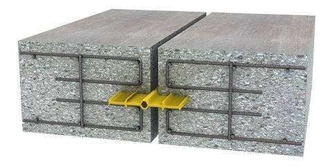 Băng cản nước O200 là waterstop PVC dạng có bóng tròn trung tâm (center bulb), bản rộng 200 mm. Liên hệ tư vấn - Mua hàng Băng cản nước O200 - Hotline : 0931.888.789