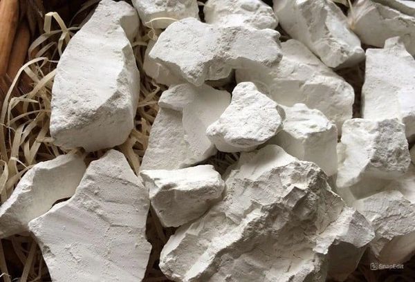 Tuyển chọn đất trong quy trình sản xuất gốm Bát Tràng