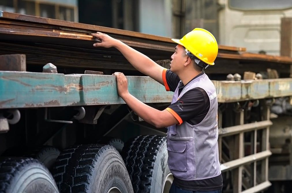 Vina Đồng Thắng chuyên cung cấp sắt thép chất lượng
