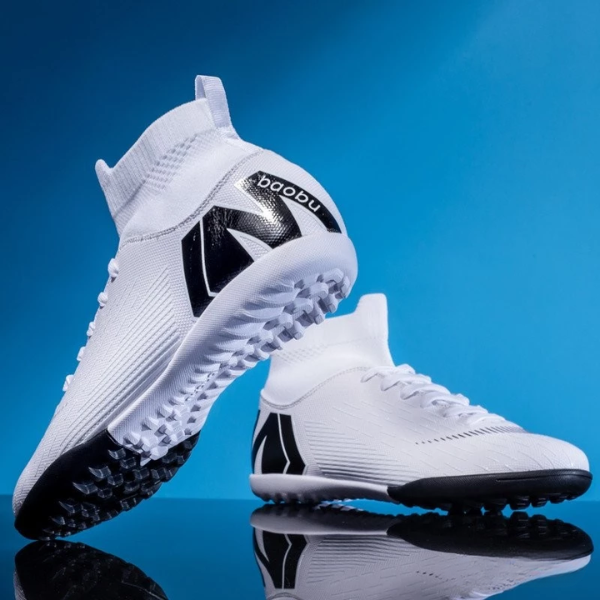 Giày Đá Bóng Cổ Cao