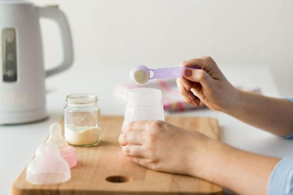 Cách pha sữa cho trẻ em - Nuvi Grow Height