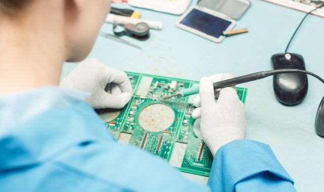 How AI, 5G-and-Flexible-Electronics-Are-Redefining-PCB-Design-in-2025-1