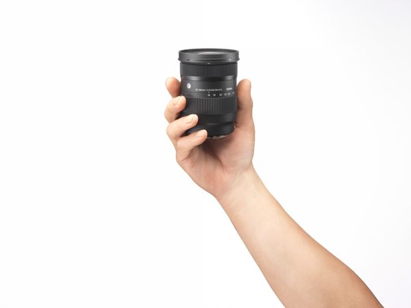 Đánh giá Sigma 16-28mm f/2.8 DG DN