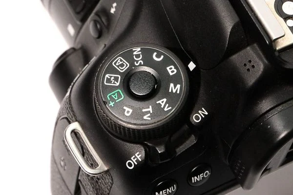 Chế độ b trên máy ảnh là gì? Cách sử dụng ra sao?