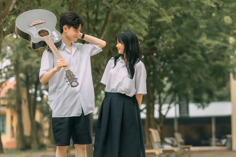 15+ cách tạo dáng chụp ảnh ở trường học được yêu thích nhất