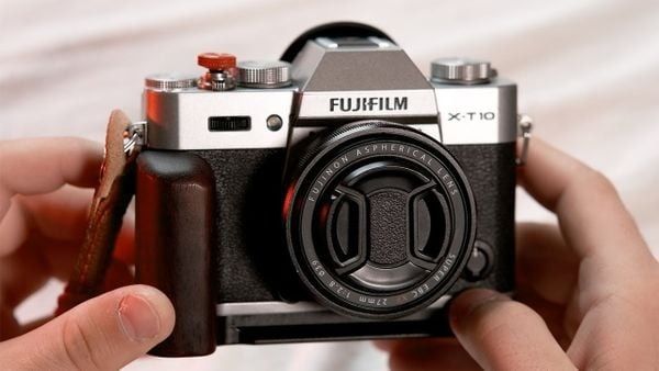 Đánh giá Fujifilm X-T10: Thiết kế, tính năng, hiệu suất