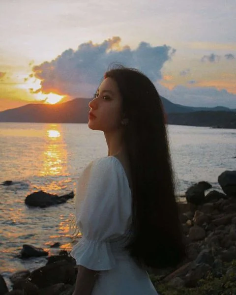 GỢI Ý CÁCH CHỤP ẢNH CONCEPT NÀNG THƠ CỰC  THƠ MỘNG, LÃNG MẠN