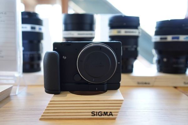 Top 7 loại máy ảnh du lịch giá tốt, gọn nhẹ, dễ dàng di chuyển