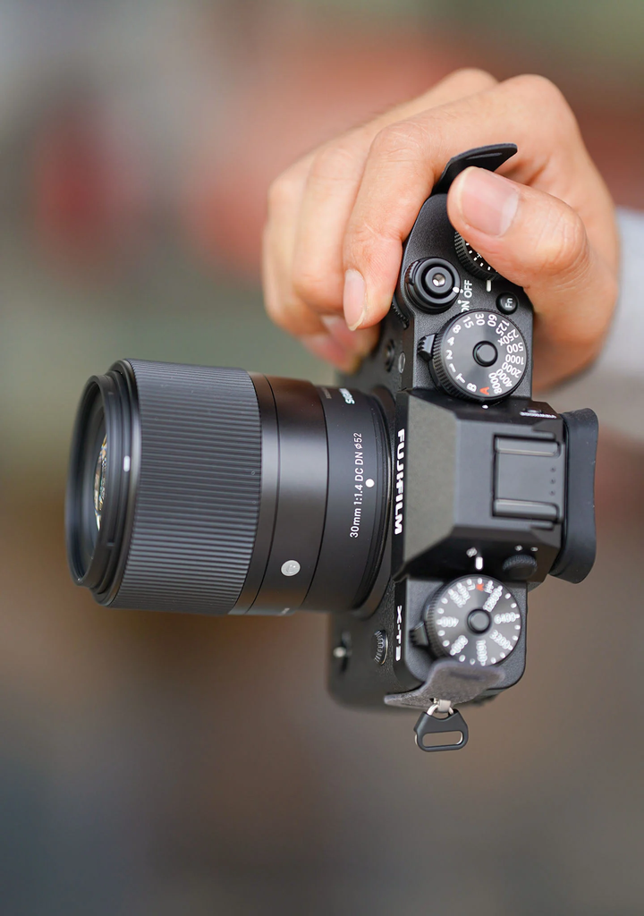 TẶNG LENS MỪNG GROUP SIGMA VIỆT NAM ĐẠT 20K LƯỢT FOLLOW