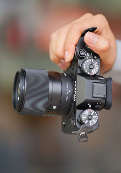 TẶNG LENS MỪNG GROUP SIGMA VIỆT NAM ĐẠT 20K LƯỢT FOLLOW