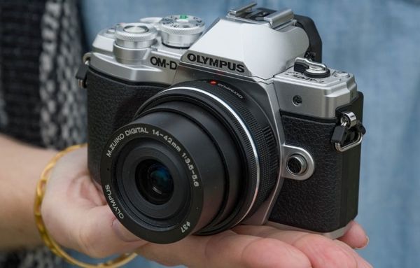 Top 13+ máy ảnh cho người mới bắt đầu tốt nhất hiện nay