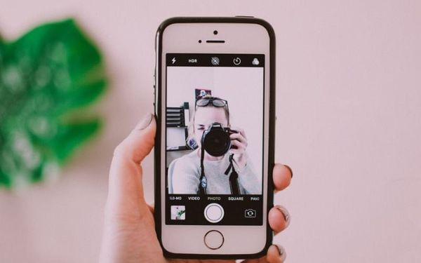 Selfie là gì? Hướng dẫn cách chụp ảnh selfie tự nhiên nhất