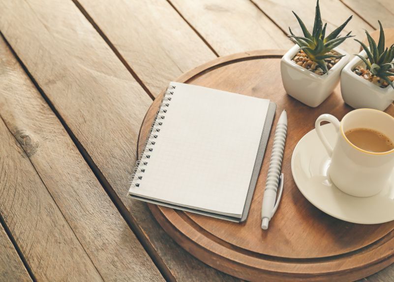 Chụp flatlay là gì? Cách chụp ảnh flatlay chuyên nghiệp nhất