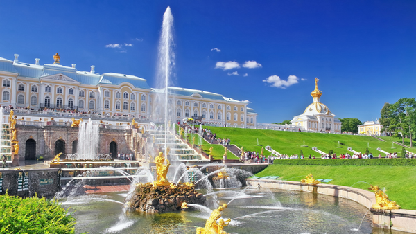 NGÀY 06: SAINT PETERSBURG – PETERHOF – EKATERINA (Ăn sáng,trưa, tối)