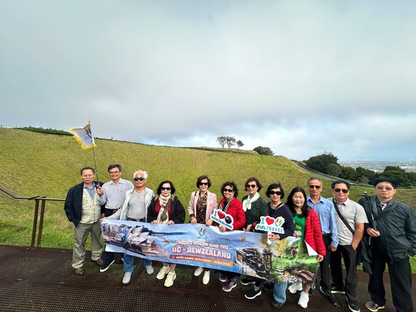 NGÀY 7: HAMILTON – AUCKLAND- CITY TOUR                             (Ăn sáng, trưa, tối)