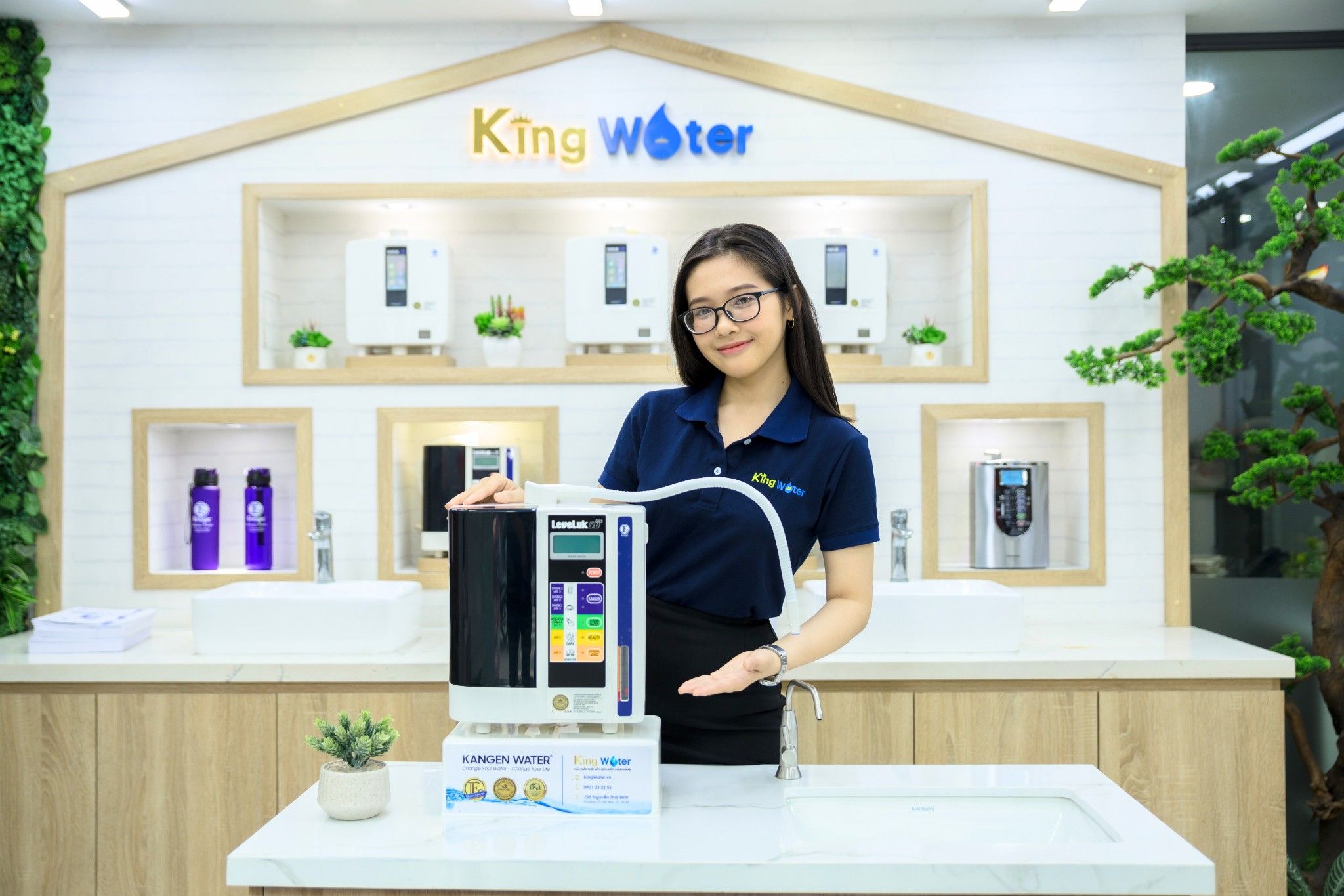 Máy lọc nước Kangen là thiết bị điện giải nổi bật với nhiều tính năng