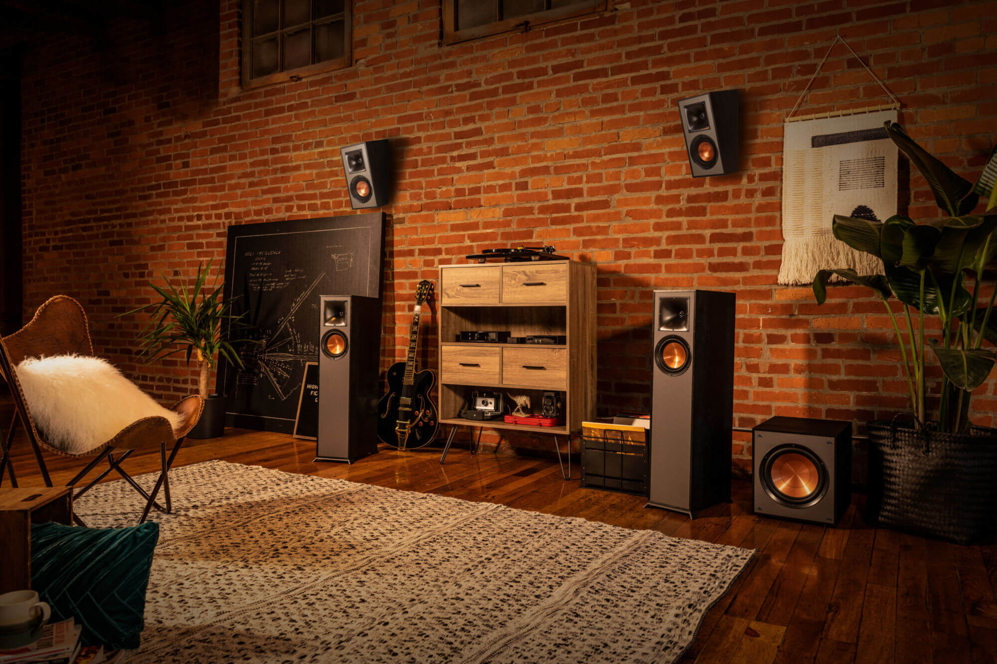 Surround Là Gì Và Cách Phân Biệt Surround Sound Và Stereo