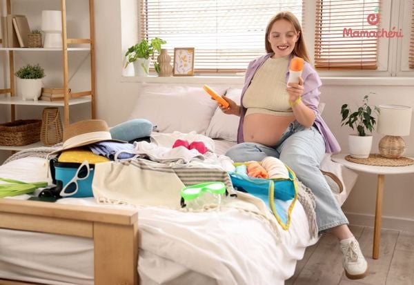 Danh sách đồ mang đi sinh ở viện được mẹ kiểm tra kỹ lưỡng