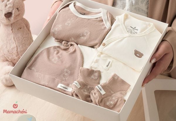 Một số lưu ý khi lựa chọn quần áo sơ sinh mùa hè