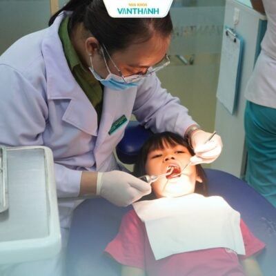 Vì sao cần khám tổng quát răng miệng định kỳ cho bé?