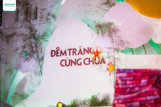 Đêm trăng cùng Chúa 2023