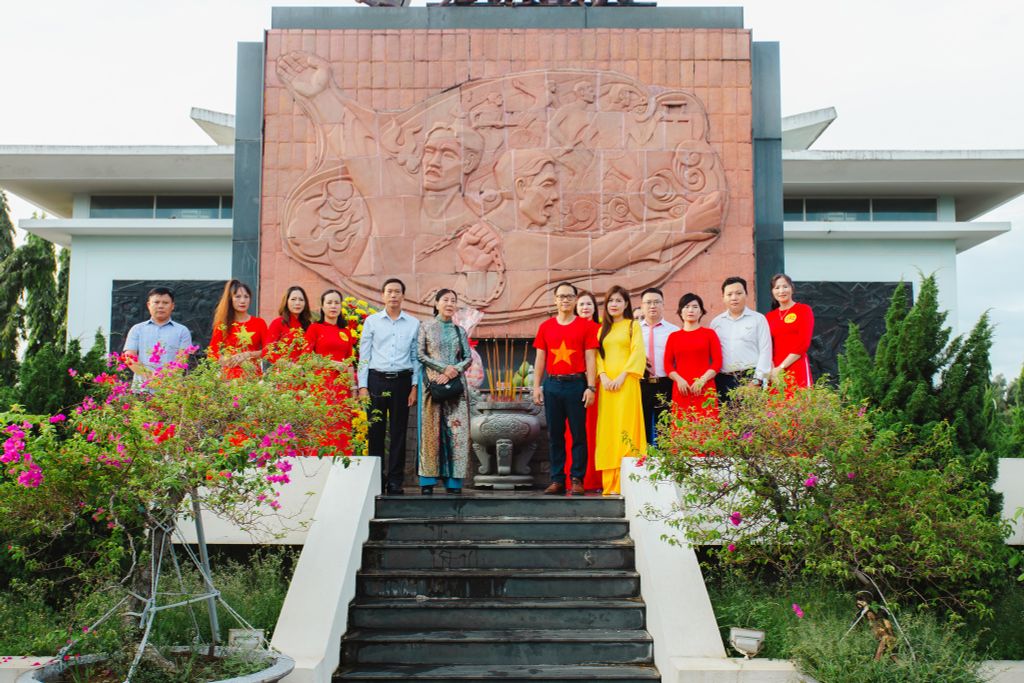 [HOẠT ĐỘNG CỘNG ĐỒNG] ĐỒNG DIỄN XẾP HÌNH BẢN ĐỒ VIỆT NAM