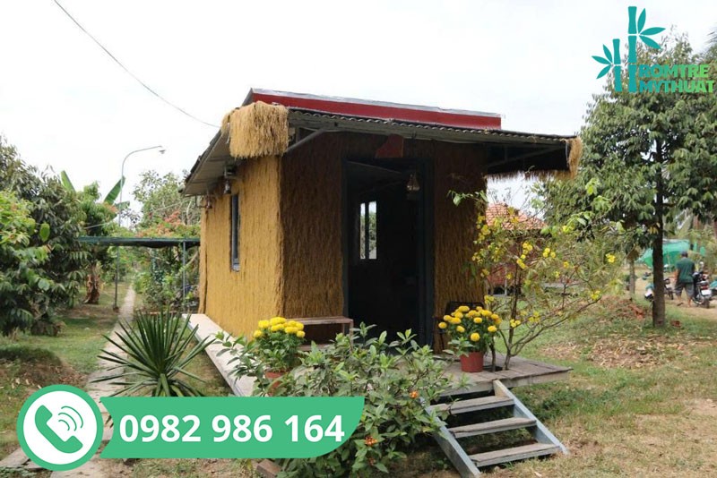 [Tây Ninh] 230m2 Thảm cỏ rơm nhân tạo làm mái & vách tại Bà Đen Garden ...