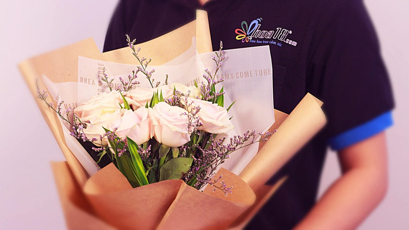Công dụng của chậu hoa tươi và chậu hoa tự tưới hiện nay