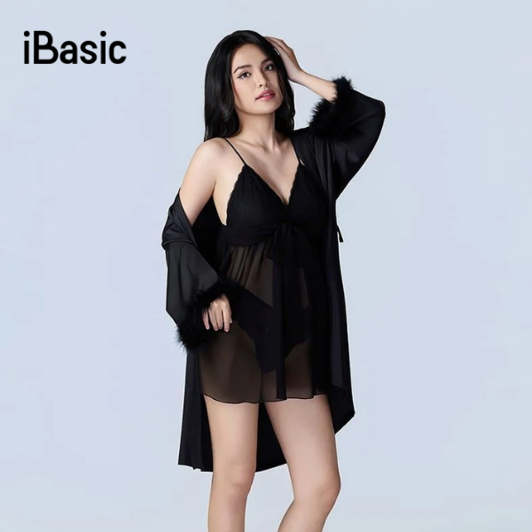 model mặc night dress gợi cảm, không phù hợp mặc nhiều lần