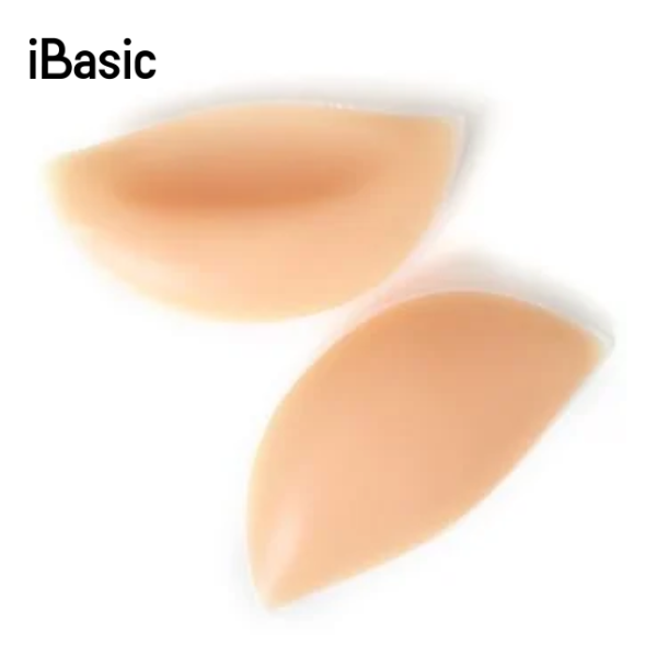 miếng độn silicone dày, thấy rõ độ cong và độ dày ở đáy cup