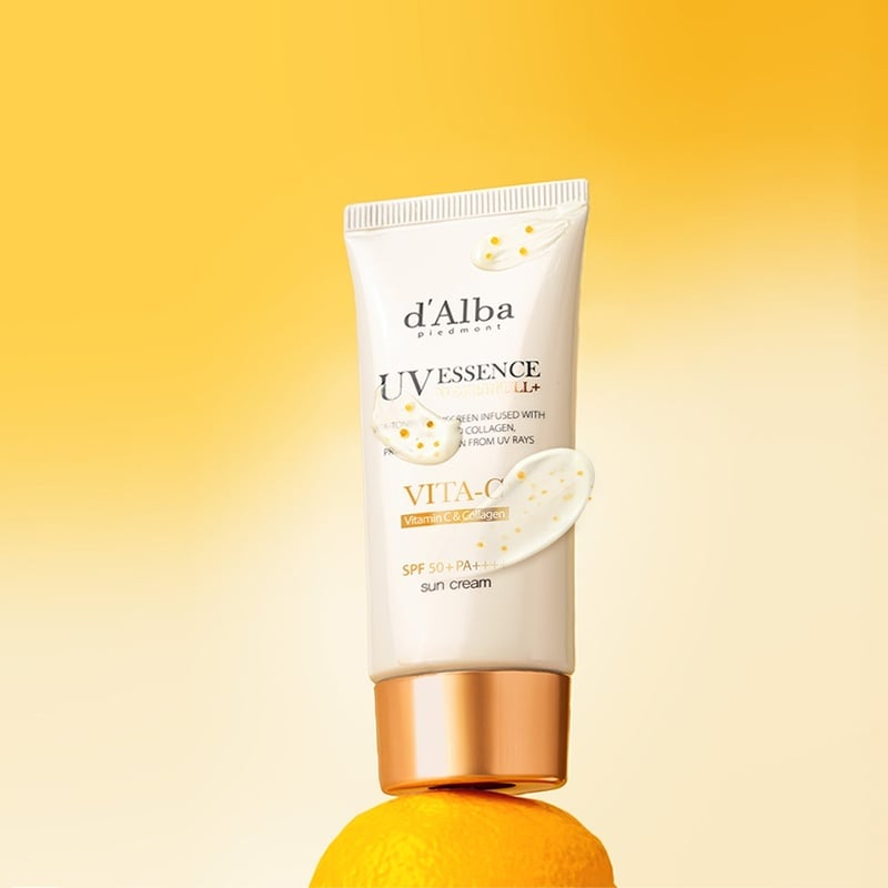Kem Chống Nắng Hỗ Trợ Dưỡng Sáng, Ngăn Ngừa Lão Hóa da d'Alba Vita Capsule Anti-Aging Sun Cream 50ml