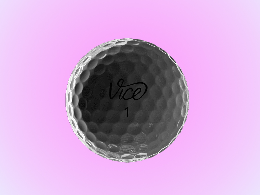 Thiết kế 368 vết lõm khí động học giúp bóng golf Vice Drive White duy trì quỹ đạo bay thẳng tắp