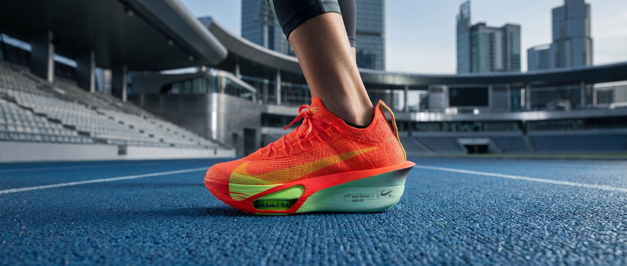 Review Nike Alphafly 3: Siêu Phẩm Giày Chạy Bộ Chinh Phục Mọi Kỷ Lục