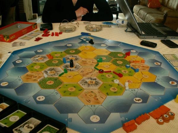 Catan Cities & Knights - Khi hòn đảo trở nên 