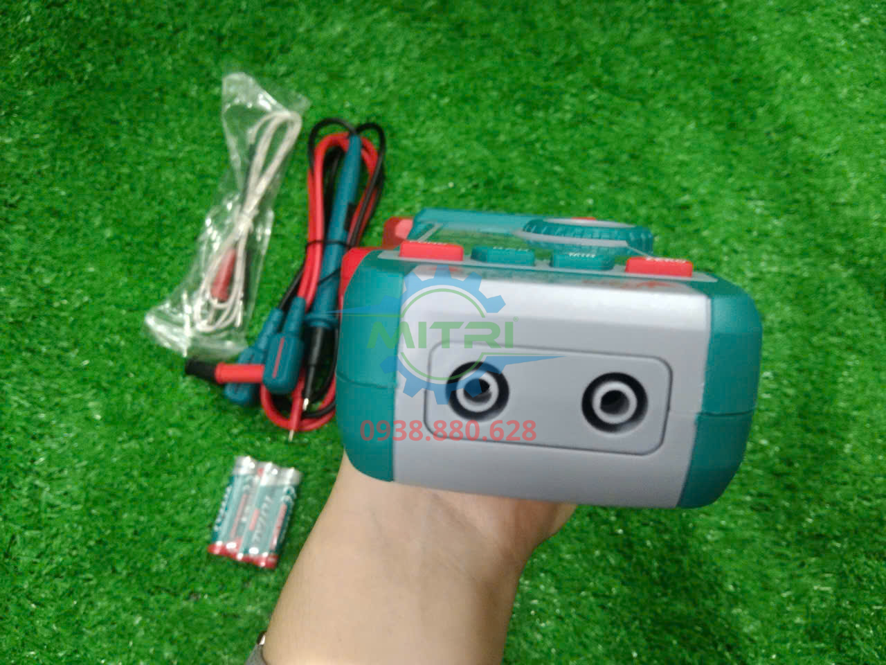 Ampe kìm Total TMT7610002 dành cho thợ điện - sử dụng kiểm tra nhanh