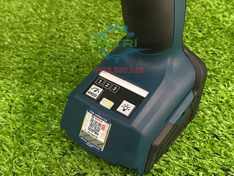 Bảng điều khiển Bosch GDS 18V-1050H hỗ trợ kiểm soát chế độ làm việc