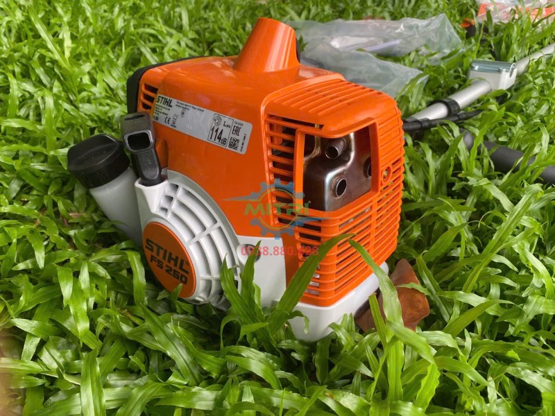 Bình xăng Stihl FS 250 Bình xăng Stihl FS 250 dùng xăng pha nhớt 2 thì tỷ lệ 50 1