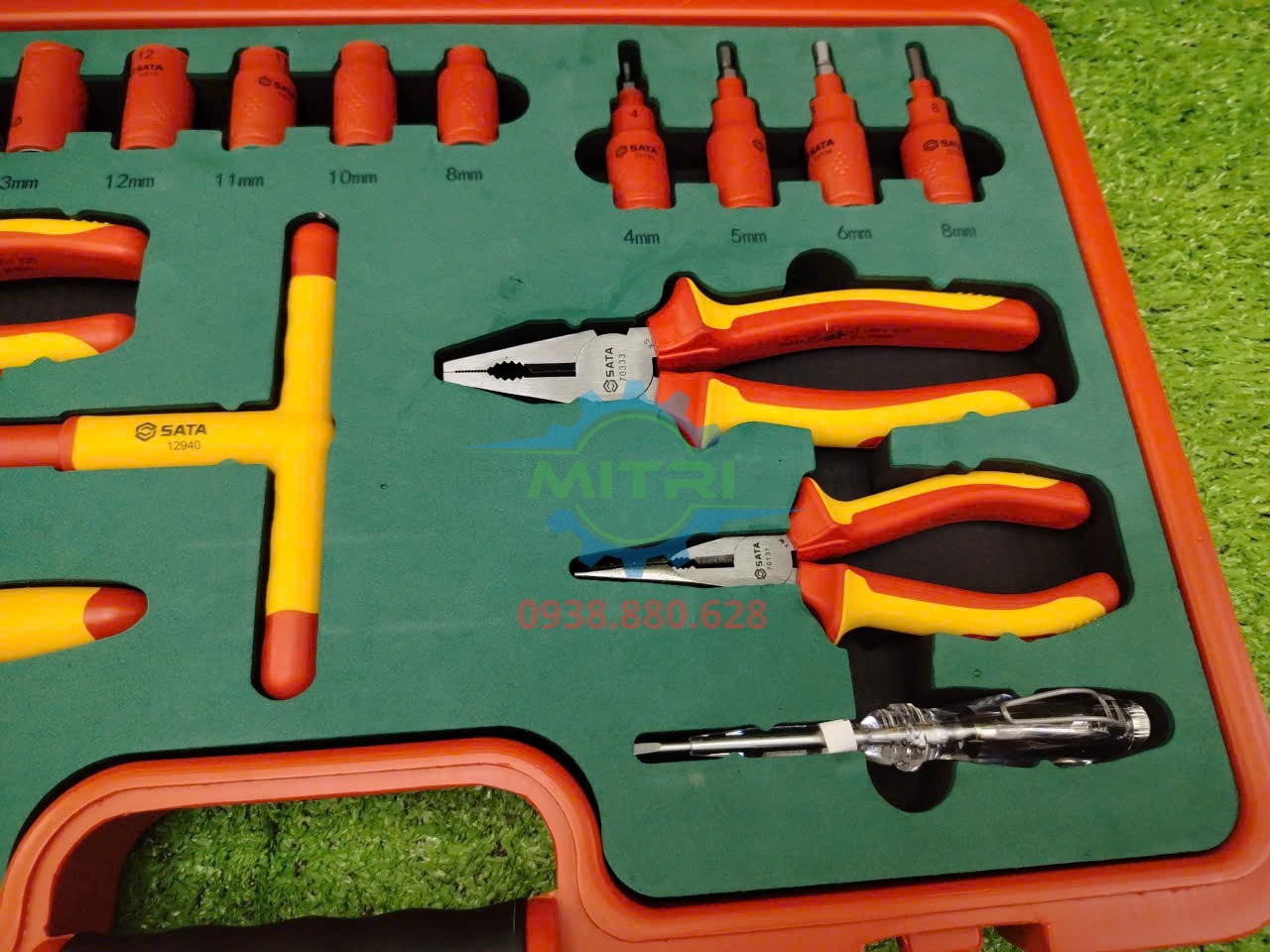 Bộ dụng cụ cách điện 1000V 39 chi tiết SATA 09933 đầy đủ phụ kiện