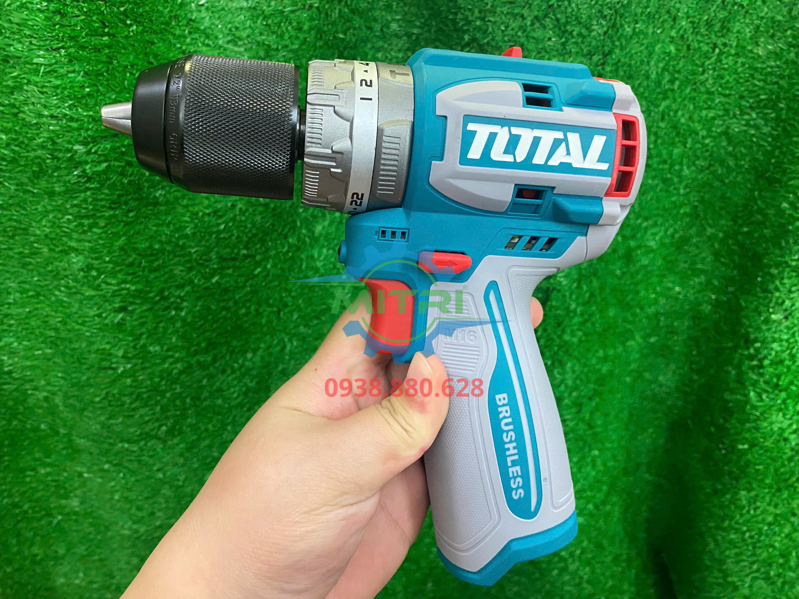 Trọn bộ combo máy khoan pin Total TIDLI16682 và phụ kiện