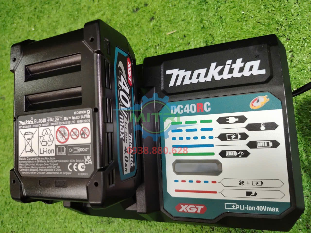 Hai pin Makita BL4040 40V Max 4.0Ah trong bộ MKP1G002