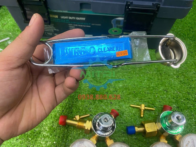 Dụng cụ mồi lửa mỏ khí trong bộ Generico 1110-CV
